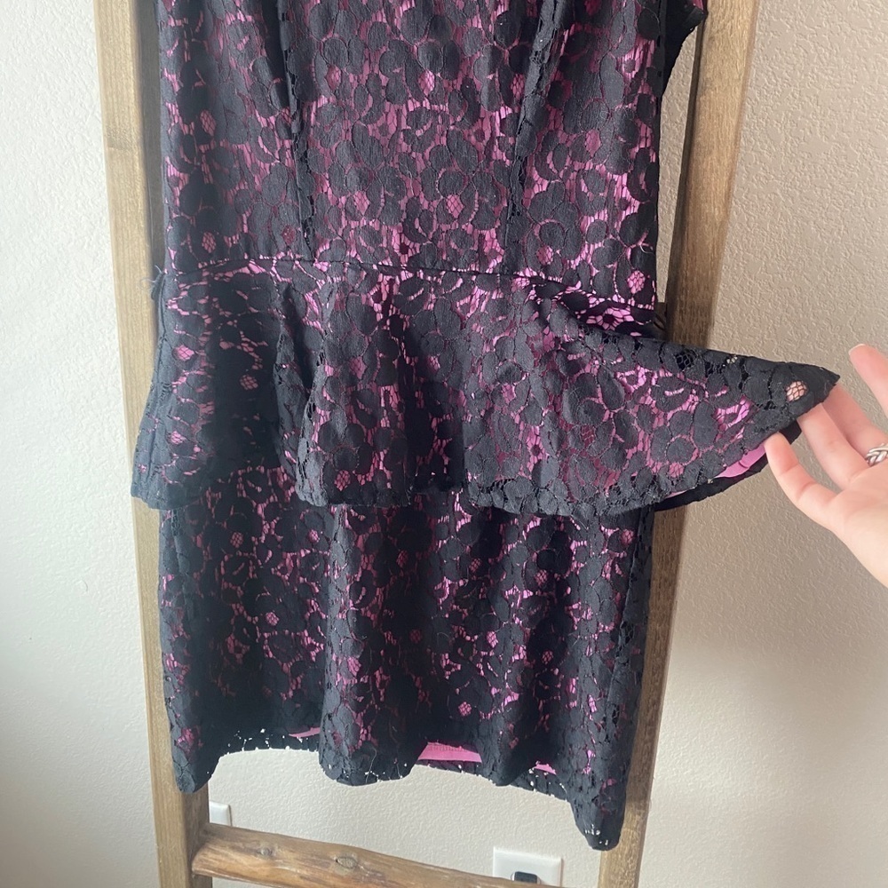 Pink and black lace peplum mini dress - Picture 2 of 5